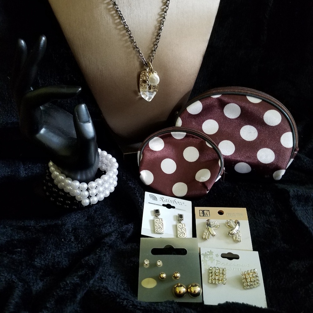 Set of 11Necklace, Bracelets, Earrings, & Coinbags